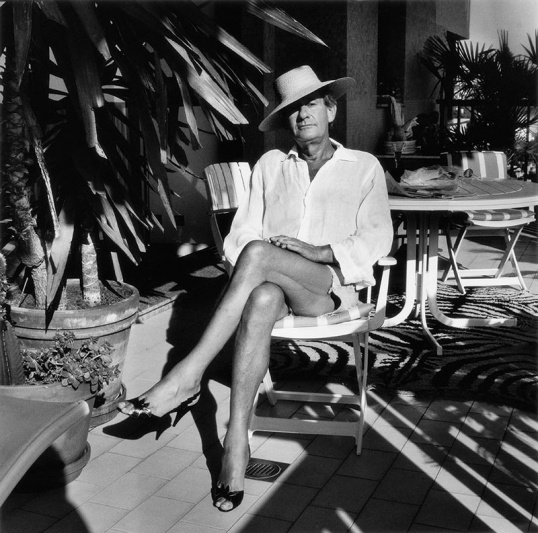 Foto: Helmut Newton, Monte Carlo, 1987 © Foto: Alice Springs, Helmut Newton Estate / Courtesy Helmut Newton Foundation