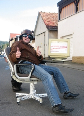 [Bild: 91c4b8a01241e349ae0537ad8ab97e54.jpg]